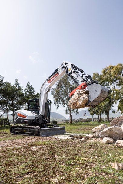 La nueva excavadora E88 de 8 toneladas amplía la gama de la serie R2 de Bobcat